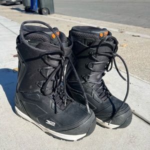 Thirtytwo mens tm-3 snowboard boots size 10